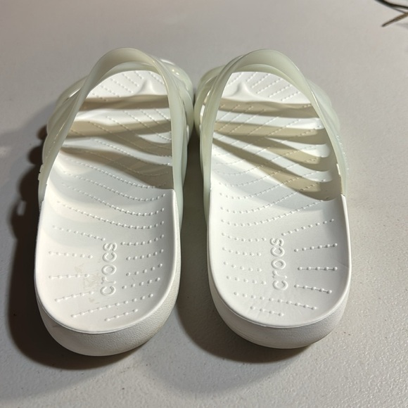 Crocs splash white Glossystrappy slip on sandal. Size W 11 - Picture 4 of 7
